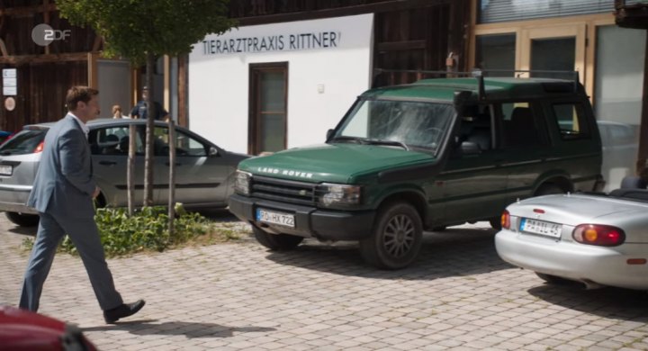 2003 Land-Rover Discovery Series II [L318]