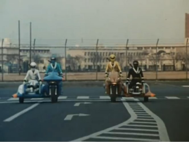 Suzuki RF 400 R Shark Bridder