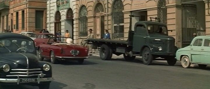 Renault 4CV