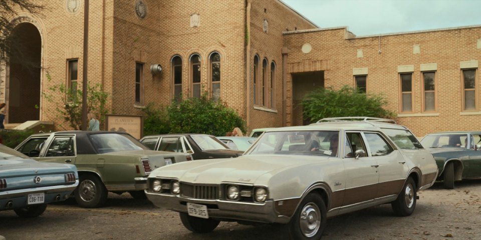 1968 Oldsmobile Vista Cruiser