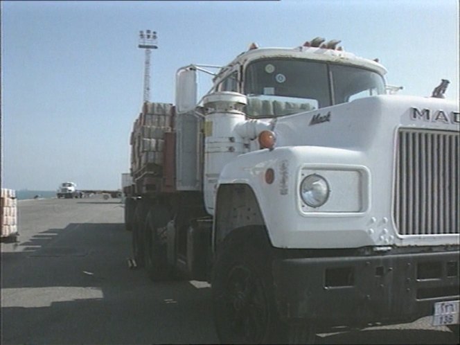 Mack R-Series