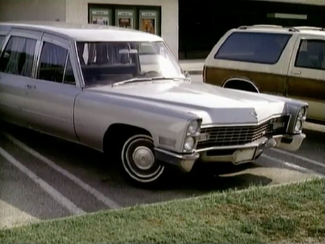 1967 Cadillac Funeral Coach Superior Sovereign Limousine [69890Z]