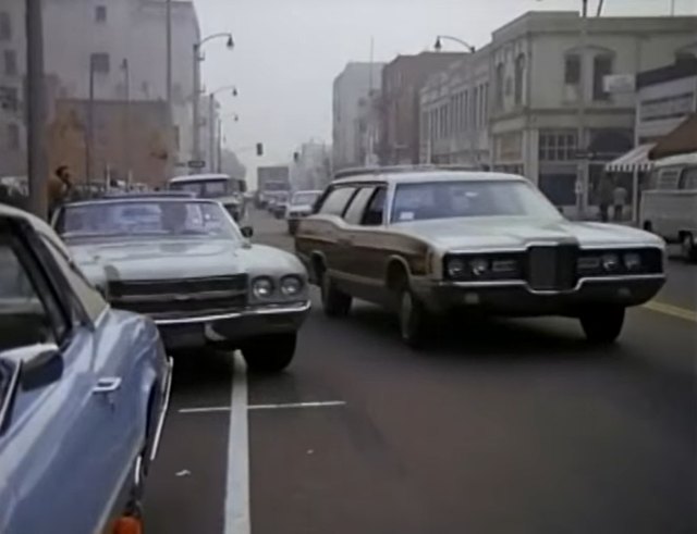 1971 Ford LTD Country Squire [71H]