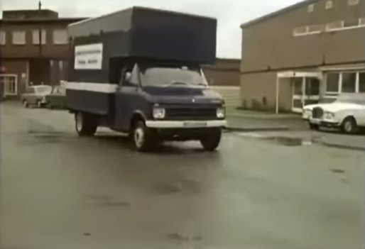 Bedford CF Luton Van