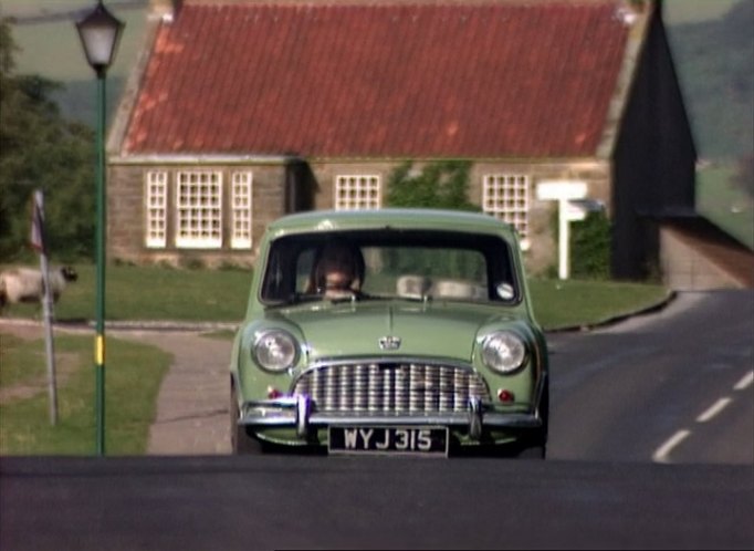 1962 Austin Mini Super Deluxe MkI [ADO15]