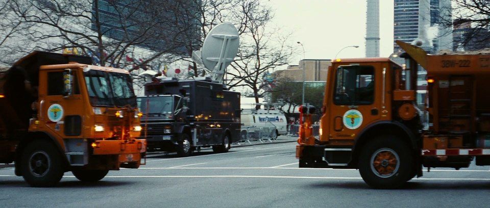 Mack MR Salt Spreader