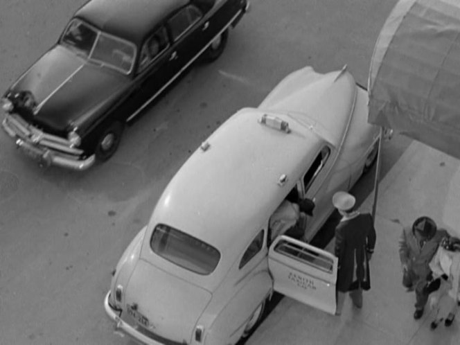 1949 Ford Custom Fordor Sedan [73B]