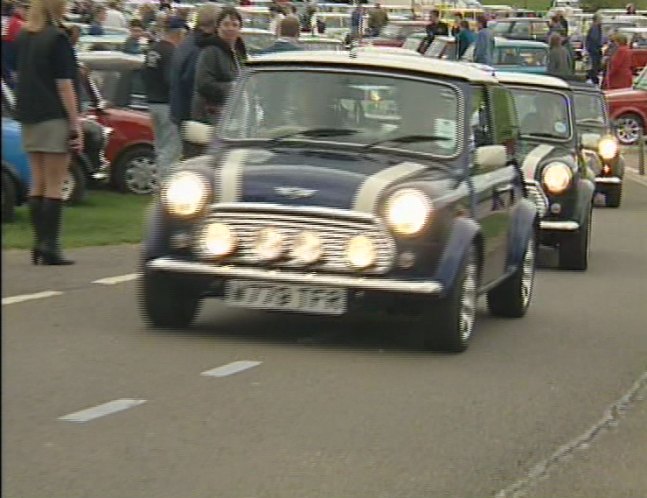2000 Rover Mini Classic Cooper with Sports Pack MkVII [ADO20]