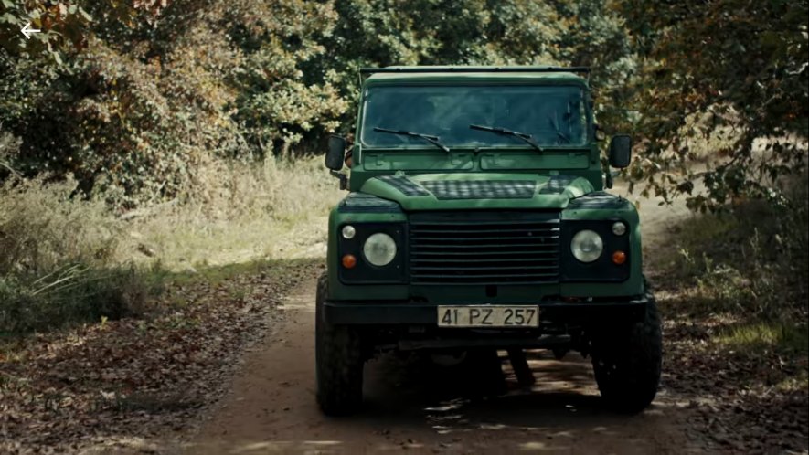 Land-Rover Defender 90