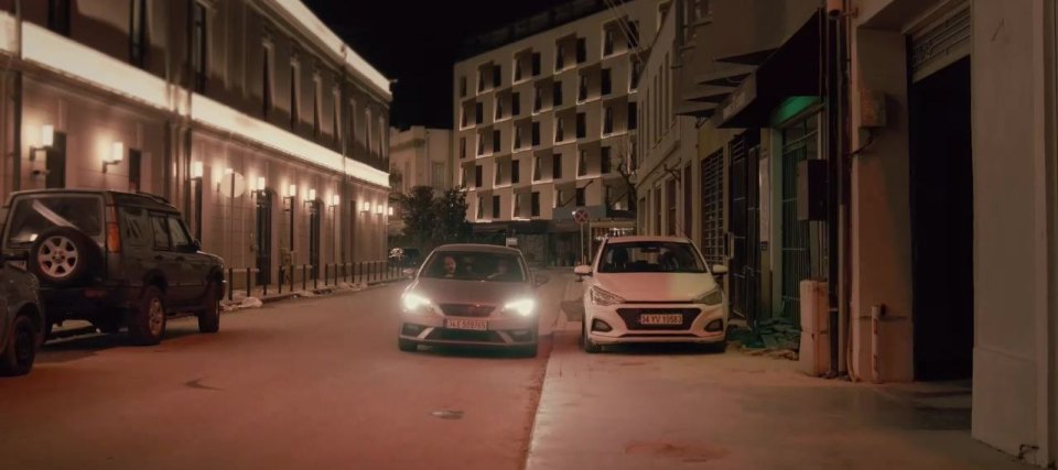 Land-Rover Discovery Series II [L318]