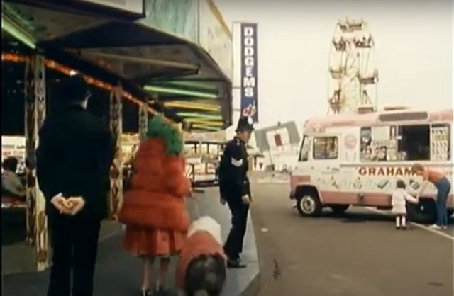 Mercedes-Benz Ice Cream Van Cummins [T2]