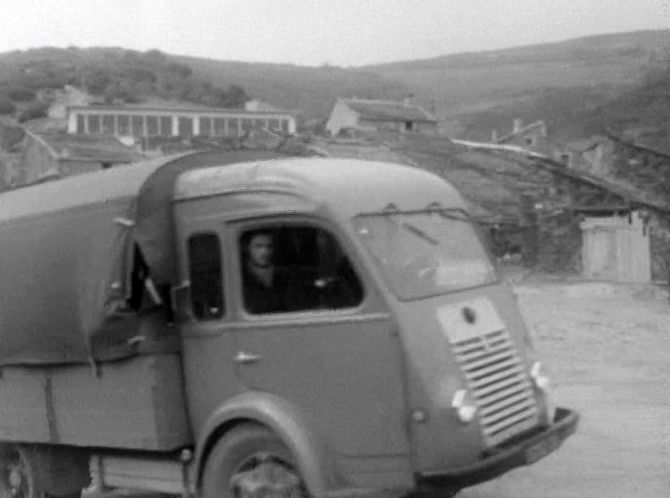 1950 Renault 2,5T Plateau ridelles [R2161]