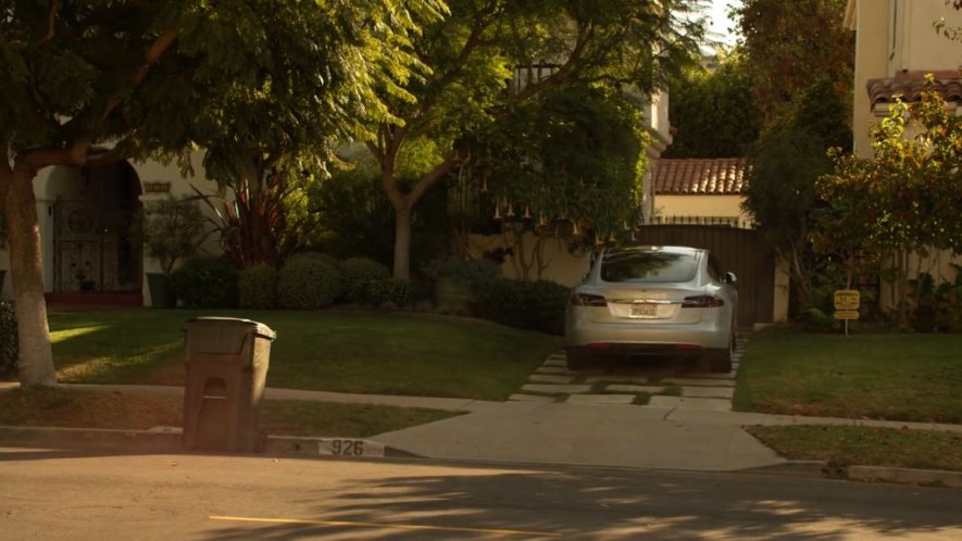 2015 Tesla Model S 85