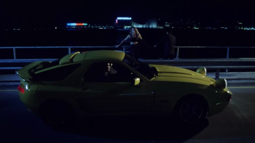 Porsche 928
