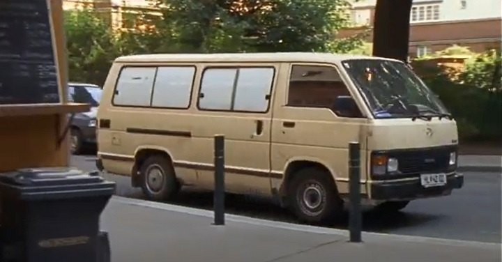 1986 Toyota HiAce [H60]