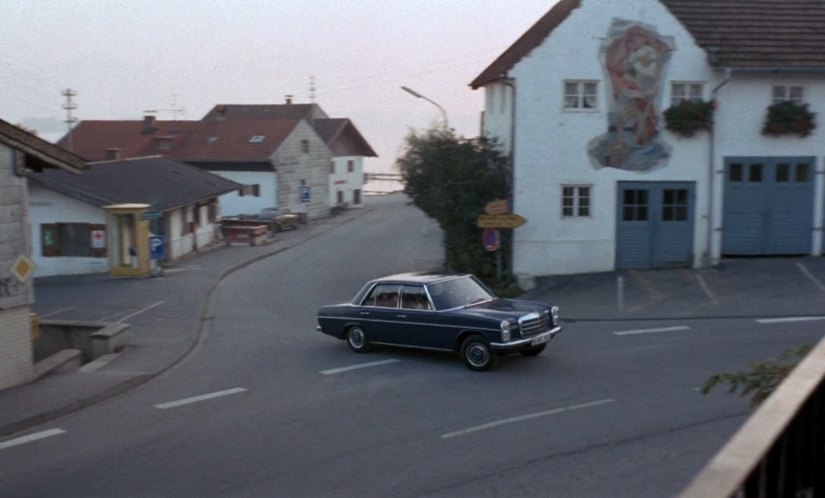 1974 Mercedes-Benz [W115]