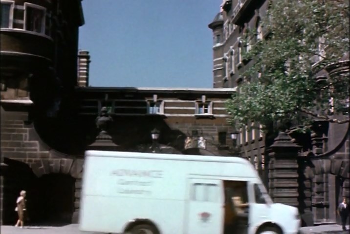 Bedford J2 Hawson laundry van