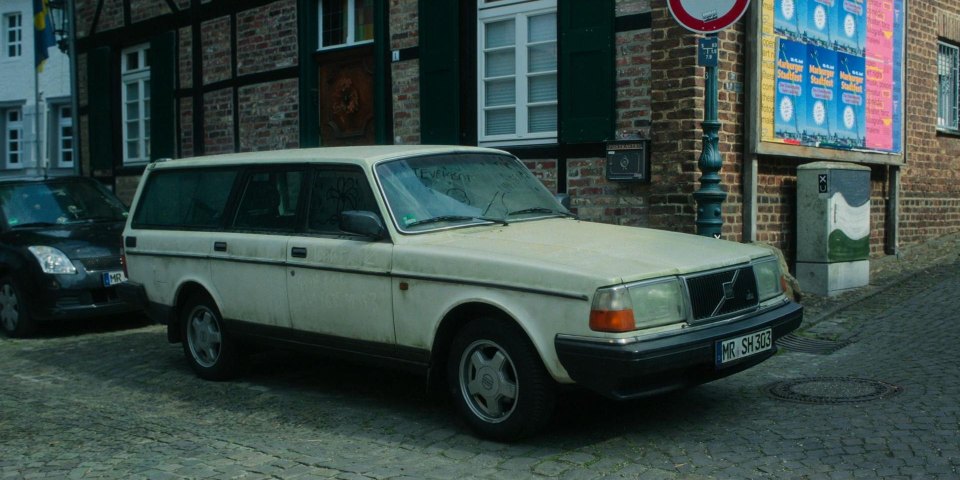 1990 Volvo 240 GL [245]