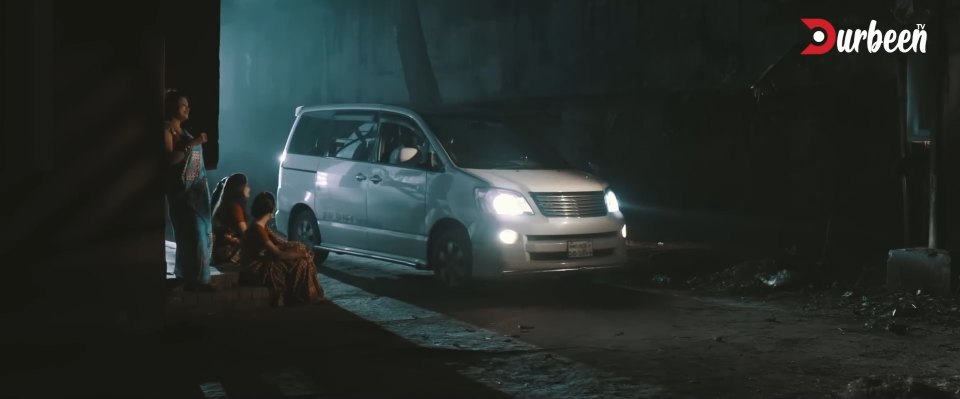 2004 Toyota Noah [R60]