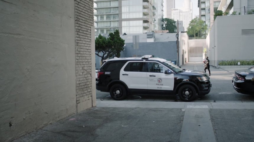 2016 Ford Police Interceptor Utility [U502]