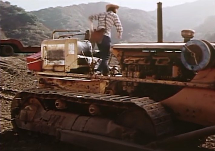 Caterpillar D8
