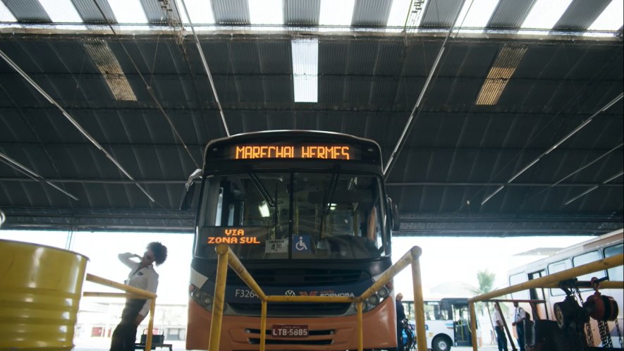 2014 Volkswagen Volksbus 17-230 OD Induscar Apache VIP III