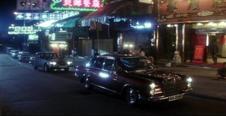 Mercedes-Benz 300 SEL [W109]