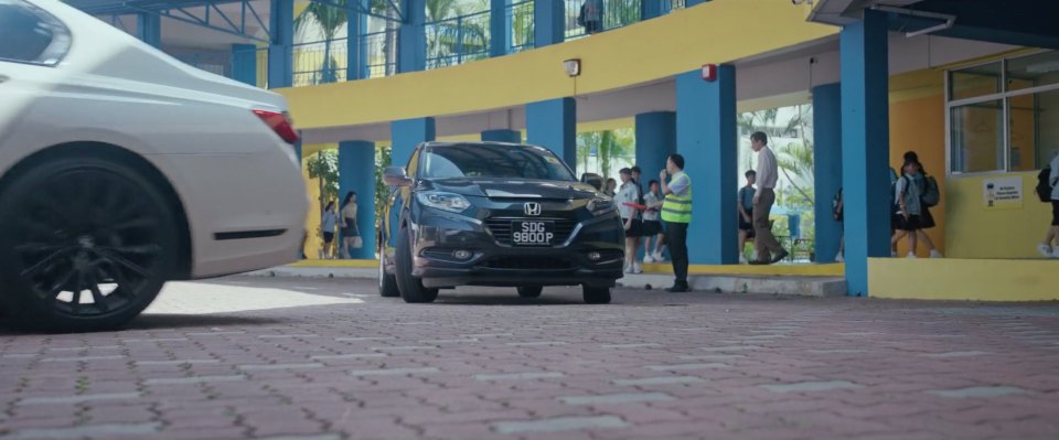 2015 Honda Vezel 1.5X CVT [RU]