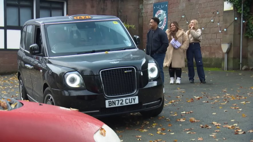 2022 LEVC TX eCity Vista Comfort Plus