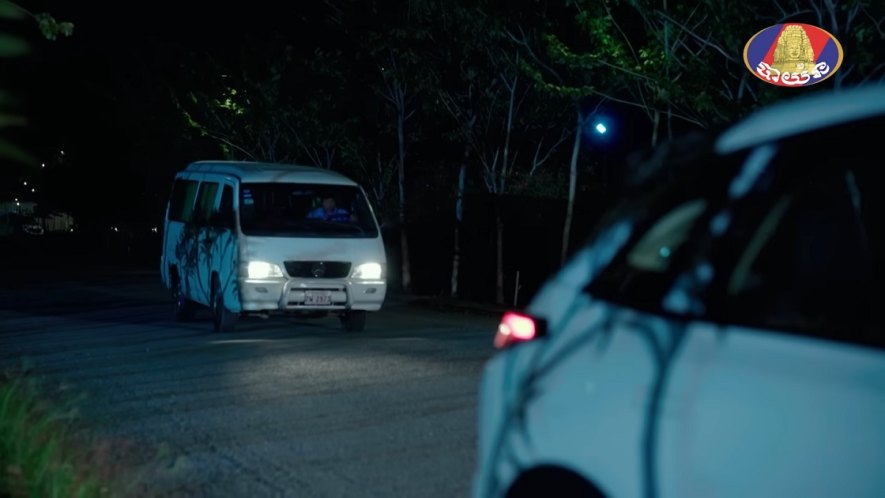 Mercedes-Benz MB 100