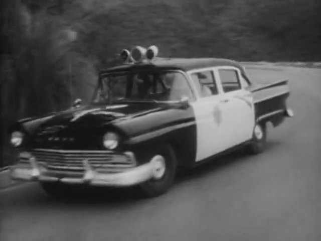 1957 Ford Custom Fordor Sedan [73A]