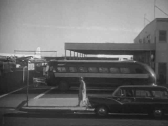 1947 Flxible Clipper