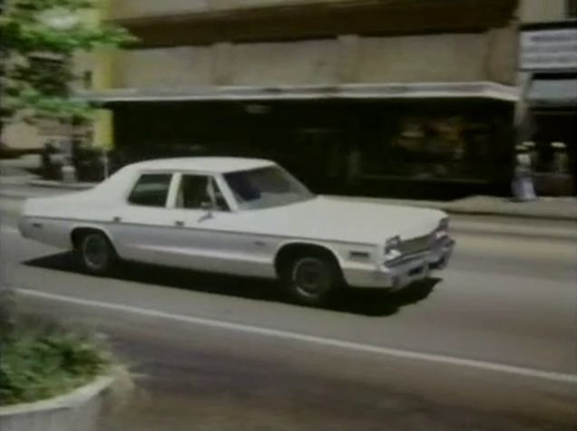 1974 Dodge Monaco 4-door Sedan [DM41]