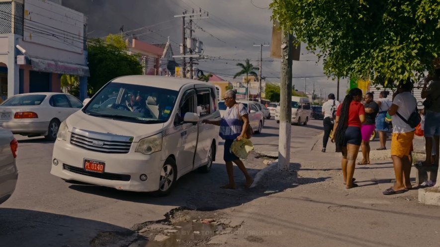 2010 Toyota Noah [R70]