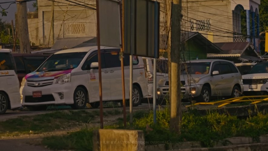 2010 Toyota Noah Si [R70]