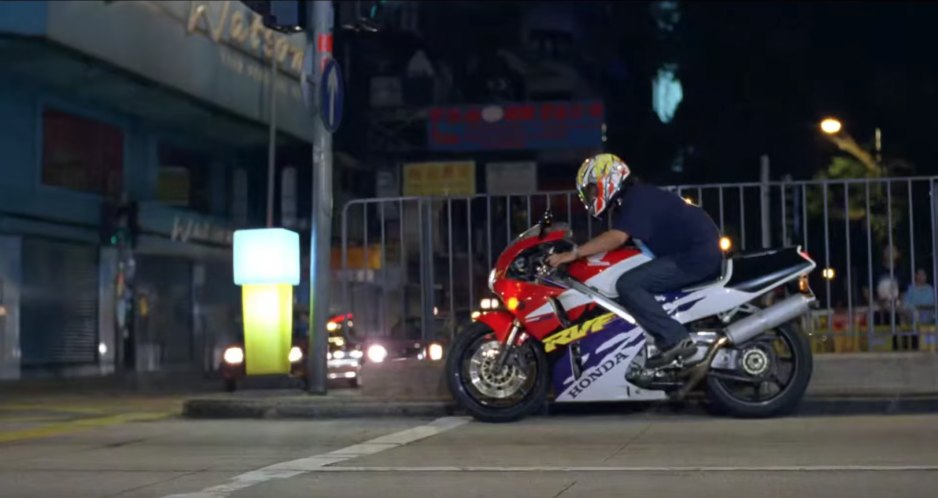 Honda RVF 400 [NC35]