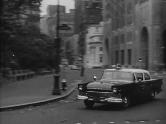 1957 Ford Custom Business Tudor [70D]