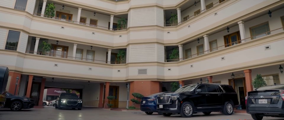 2021 Cadillac Escalade ESV [GMT1YL]