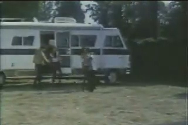 Vogue 32' Villa Grande