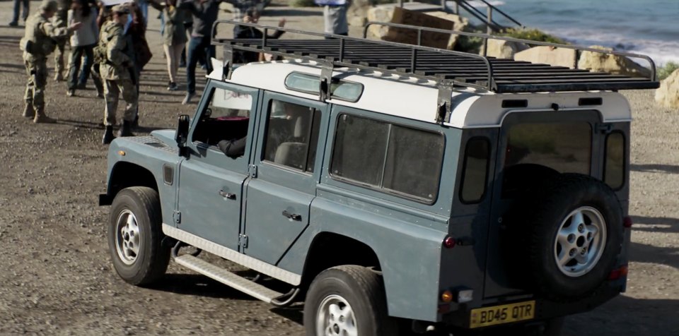 Land-Rover Defender 110 Station Wagon