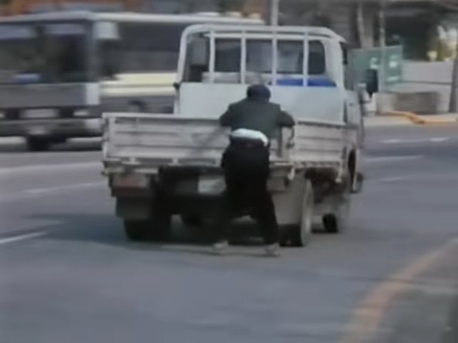 1986 Daewoo BS 105