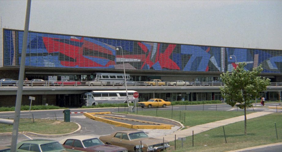 1973 Plymouth Satellite Custom 4-door Sedan [RH41]