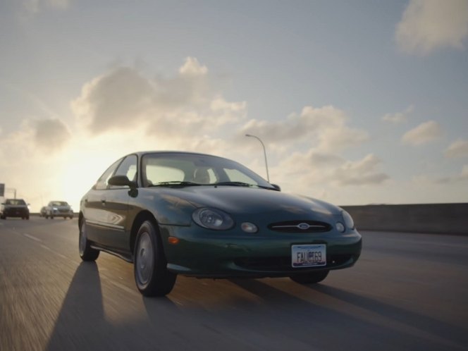 1999 Ford Taurus LX [DN101]