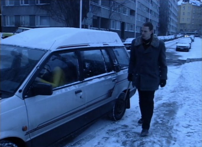 1988 Mitsubishi Space Wagon [D00]