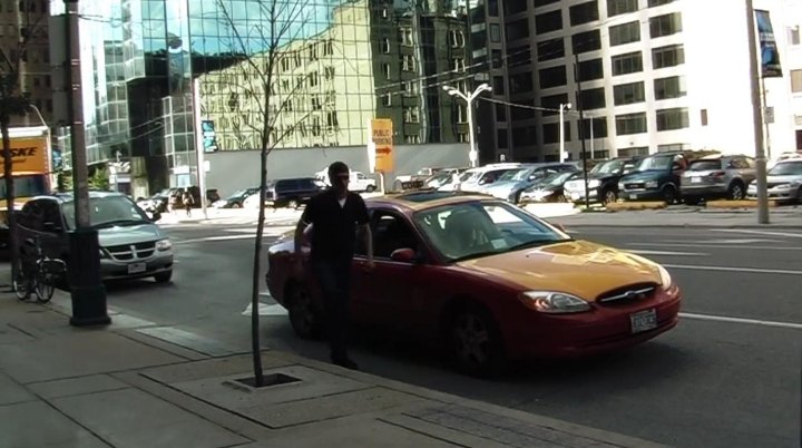 2000 Ford Taurus [D186]