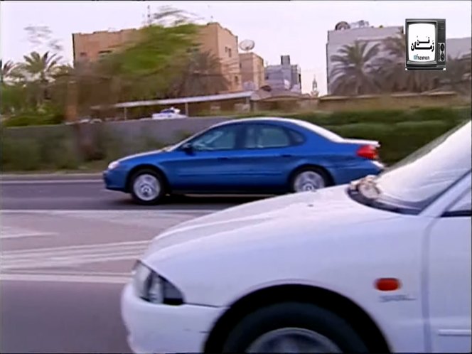 2000 Ford Taurus [D186]