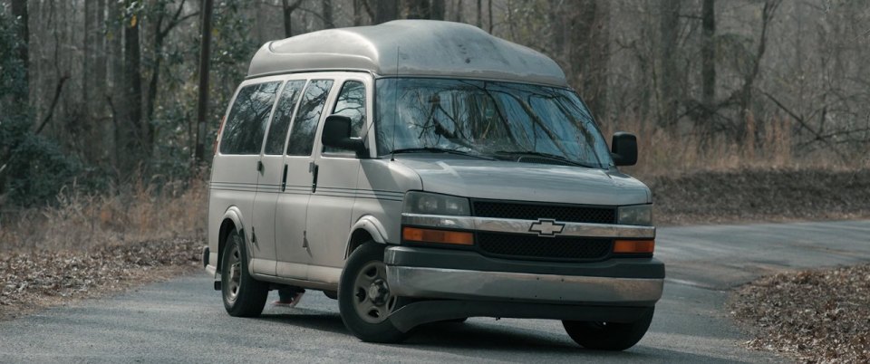 2003 Chevrolet Express 1500 [GMT610]