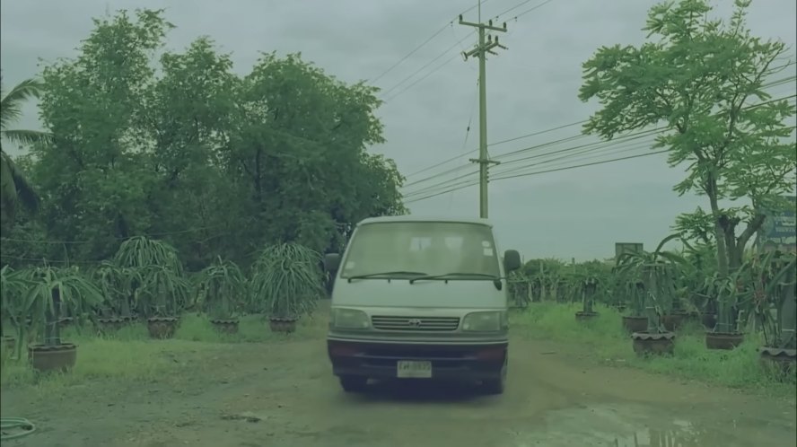 1993 Toyota HiAce [H100]