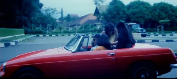 1967 MG B Roadster [ADO23]