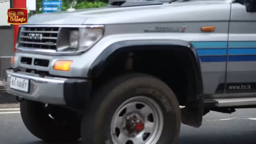 1993 Toyota Land Cruiser II 2.8 D [J77]